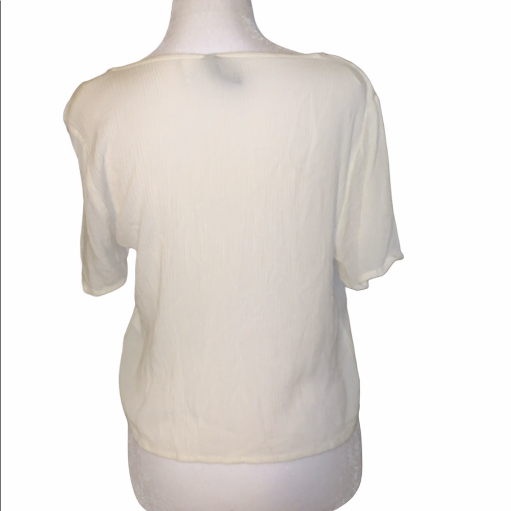 Divided Button-Up Blouse - Picture 3 of 3